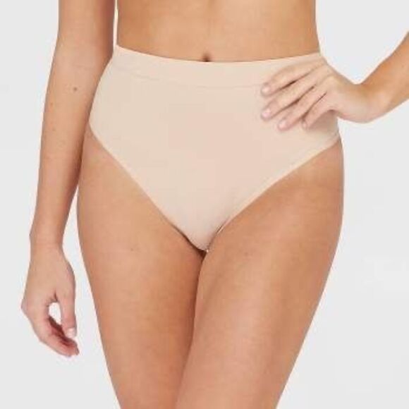 ASSETS by Spanx Women‘s All Around Smoothers Thong - Nude S - Picture 1 of 4